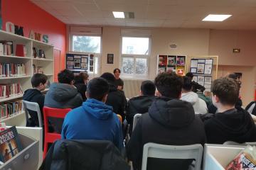 Haut les courts! Rencontre avec le réalisateur Jordan Raux Lycée Gaston Barré Niort mars 2025